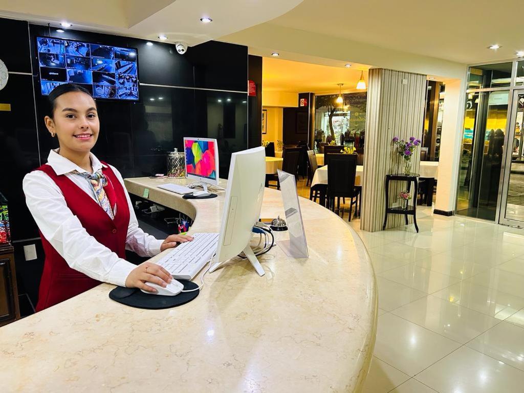 Hotel Francis Culiacán Esterno foto