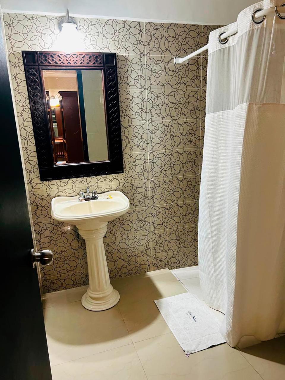 Hotel Francis Culiacán Esterno foto