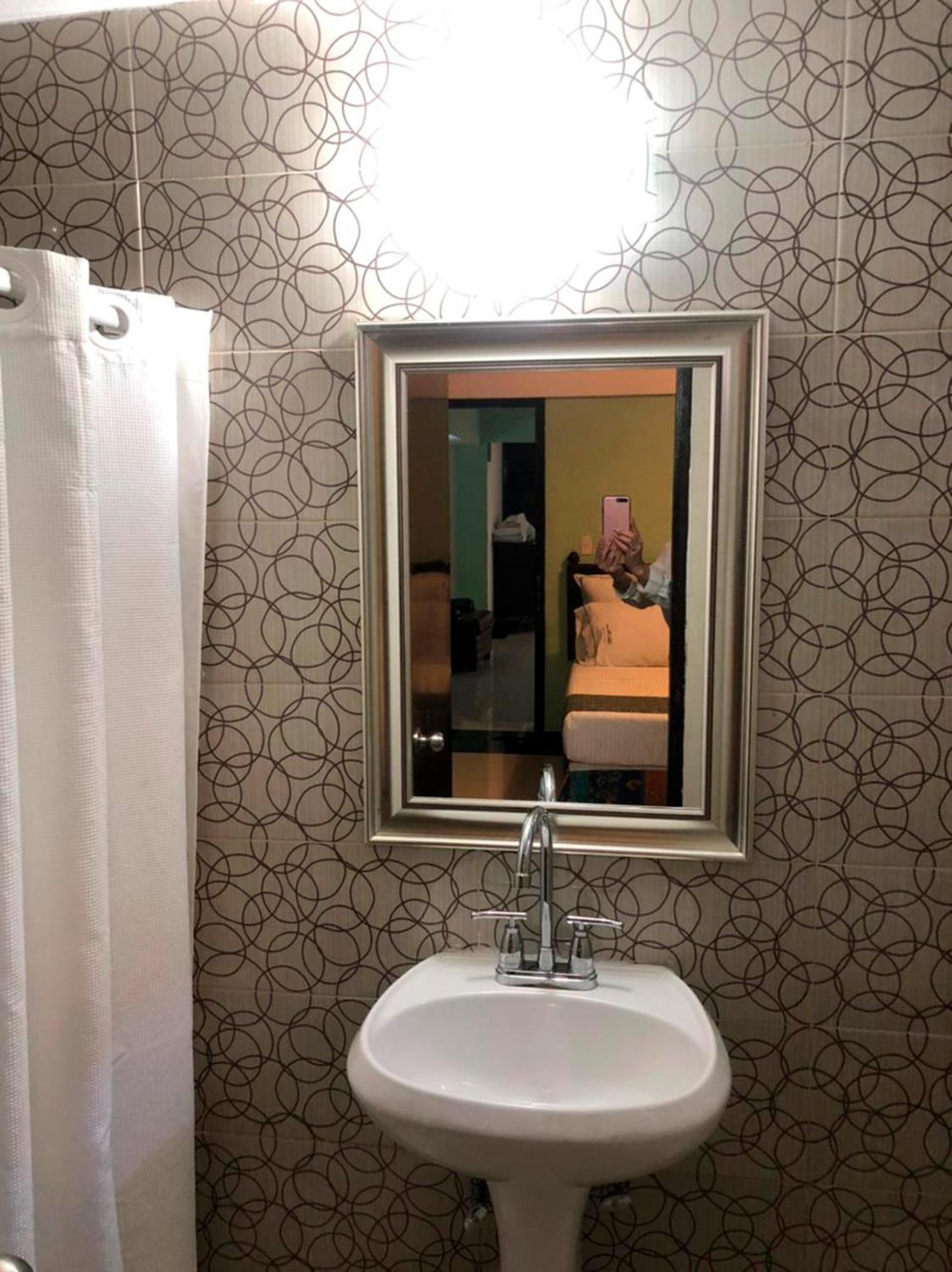 Hotel Francis Culiacán Esterno foto